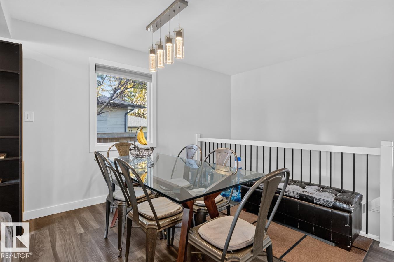 7404 92 AV NW - 14