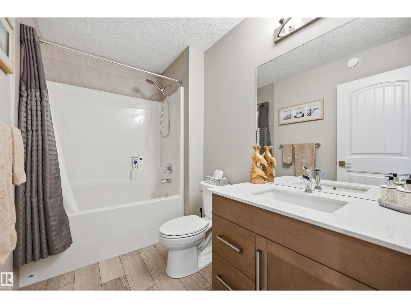 168 Larch Crescent, photo 34