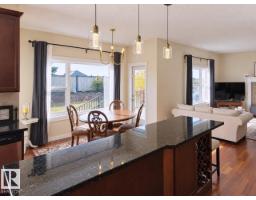 1641 Malone Wy Nw, Edmonton, AB T6R0H4 Photo 12