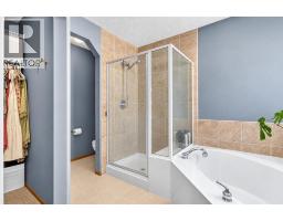 38 Somerside Crescent Sw, Calgary, AB T2Y4G8 Photo 28