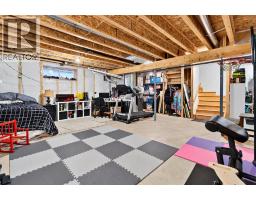 38 Somerside Crescent Sw, Calgary, AB T2Y4G8 Photo 37