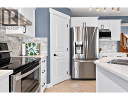 38 Somerside Crescent Sw, Calgary, AB T2Y4G8 Photo 15