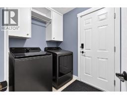 38 Somerside Crescent Sw, Calgary, AB T2Y4G8 Photo 23