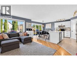 Family room - 38 Somerside Crescent Sw, Calgary, AB T2Y4G8 Photo 9