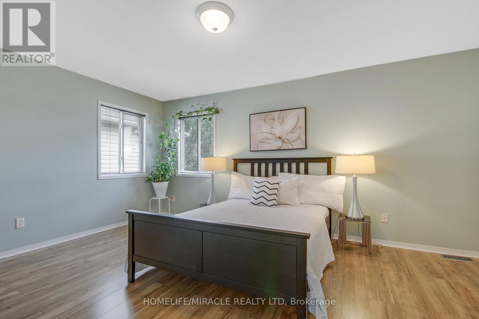 1827 Bloom Crescent — photo 14