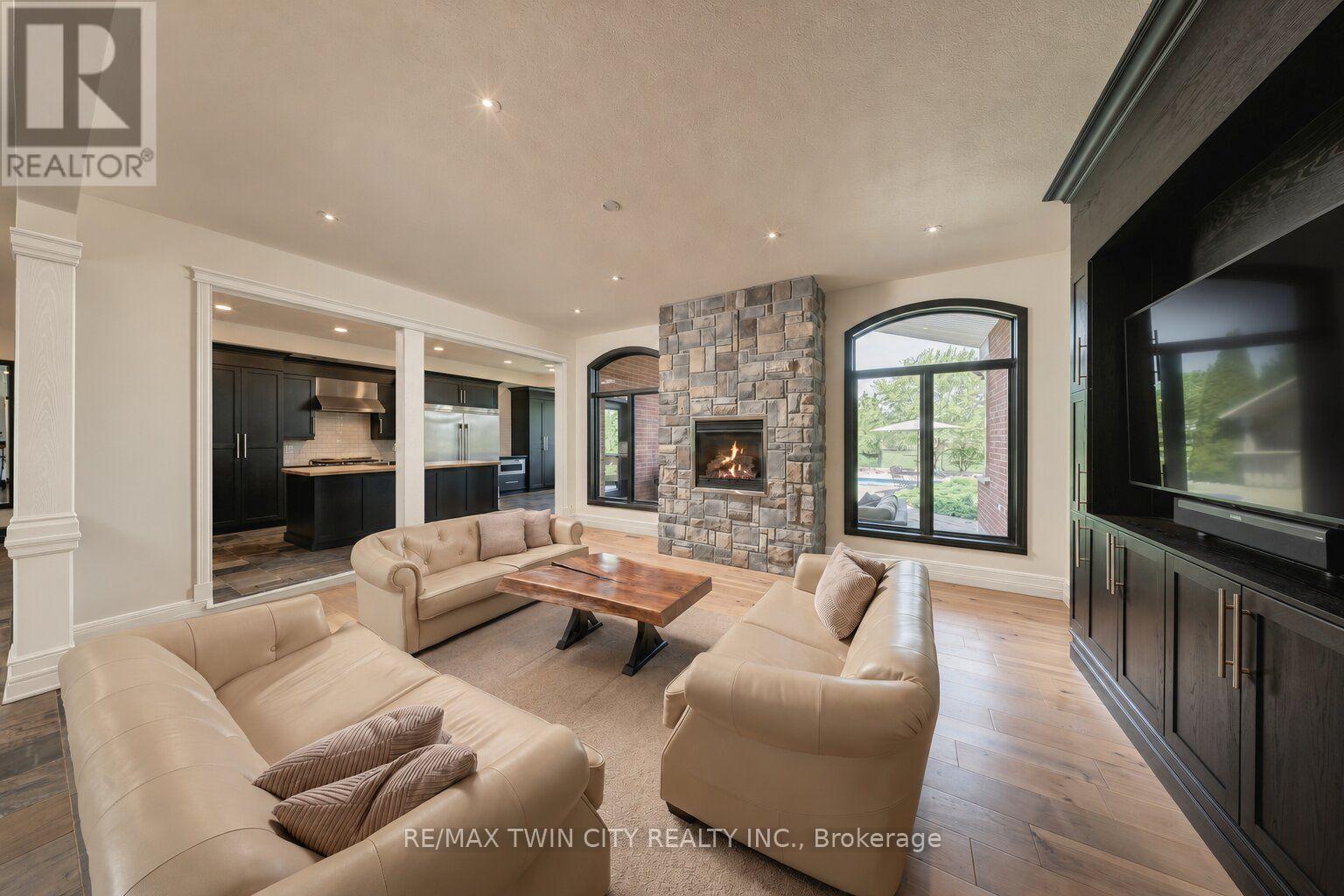 5 TYSONS WAY, Brant (Oakland) — photo 6