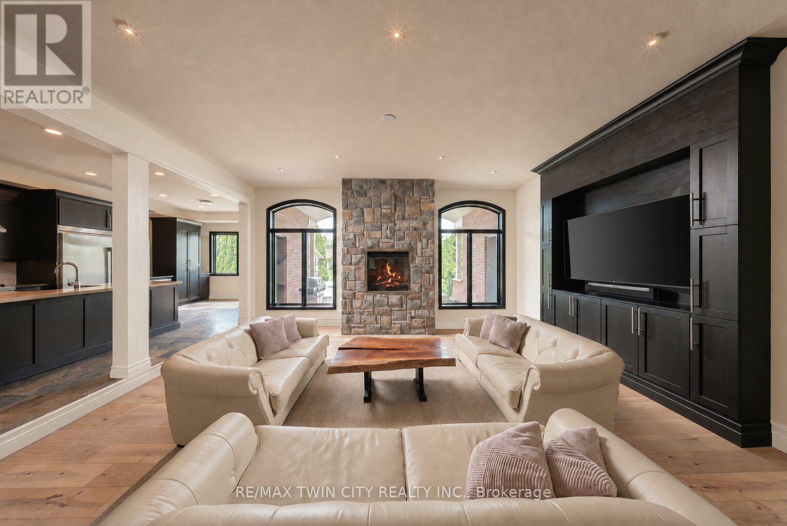 5 TYSONS WAY, Brant (Oakland) — photo 5