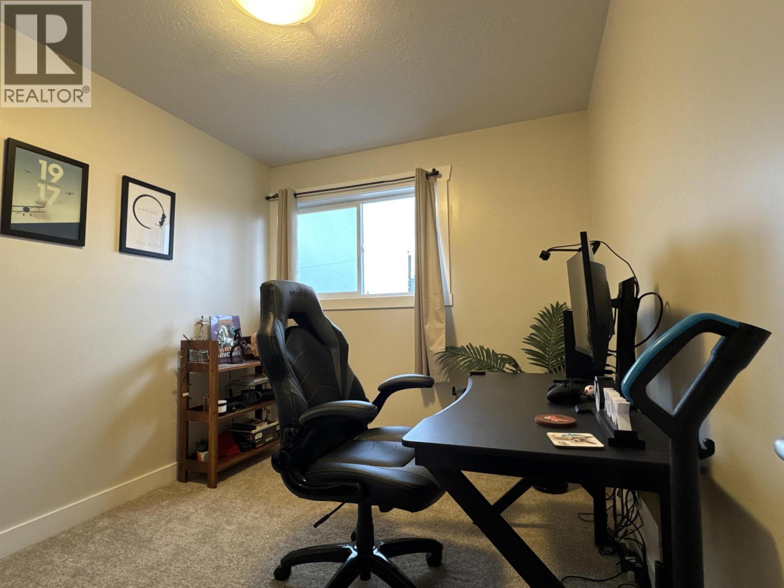 8618 74 STREET - 12