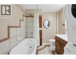 8508 Emard Terr, North Saanich, BC V8L1K3 Photo 42