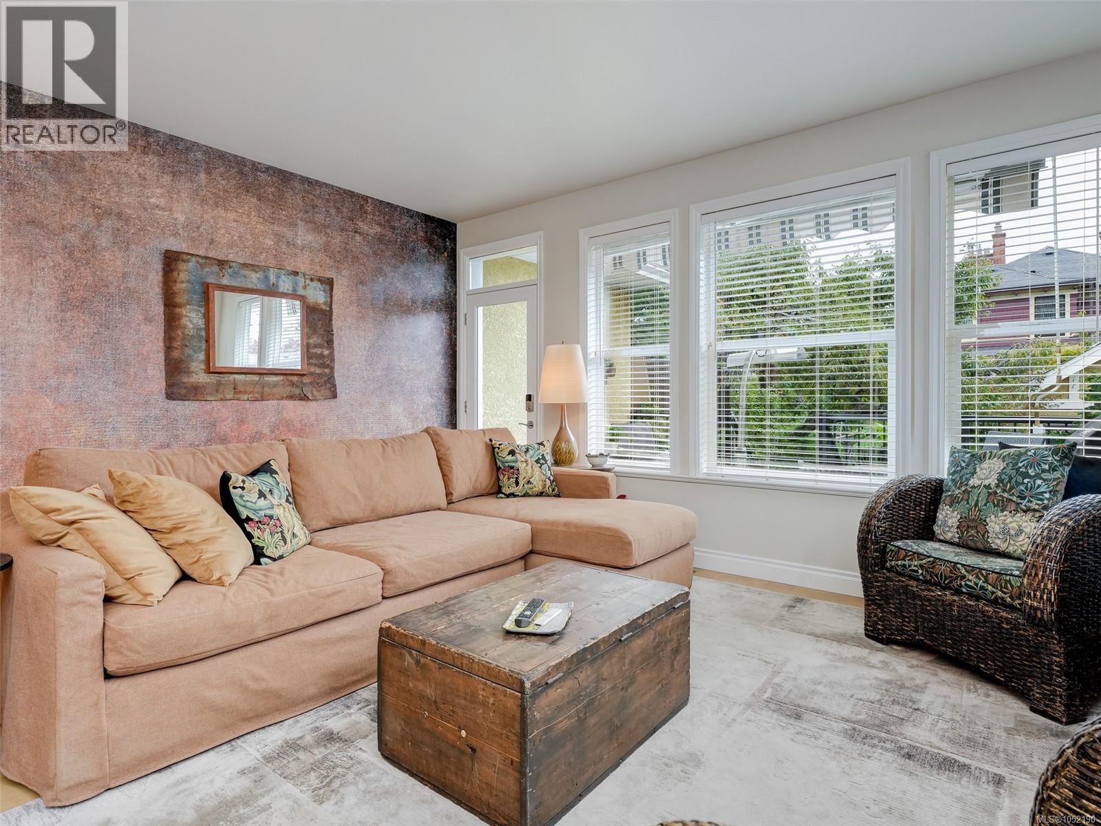 134 Clarence St - 15