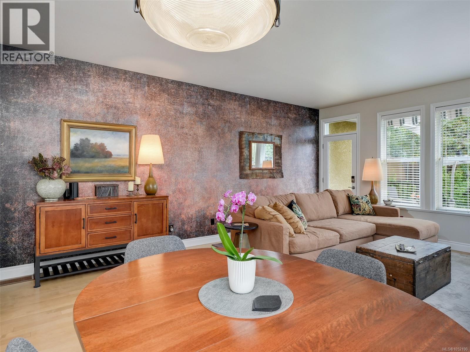 134 Clarence St - 16