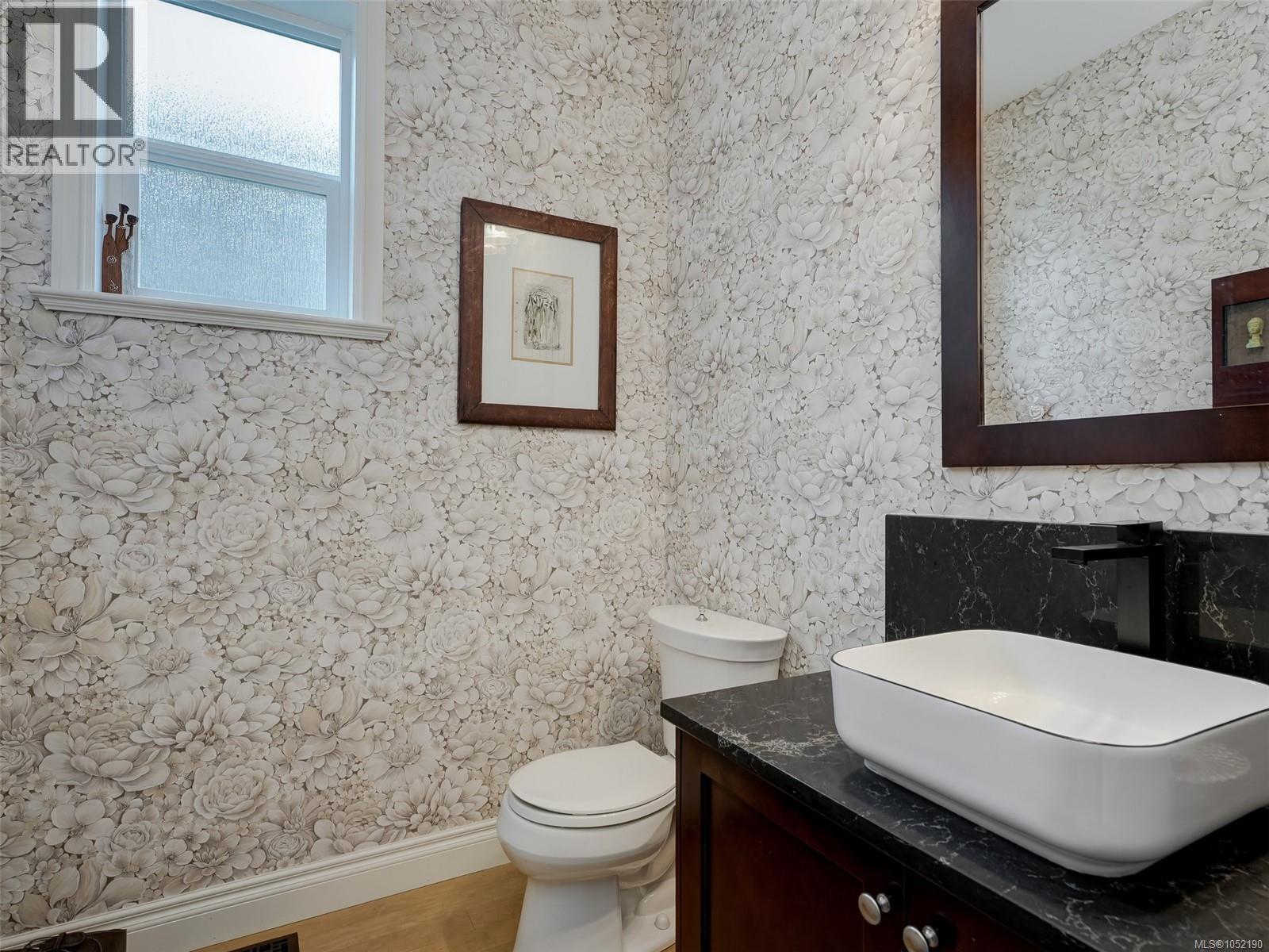 134 Clarence St - 8