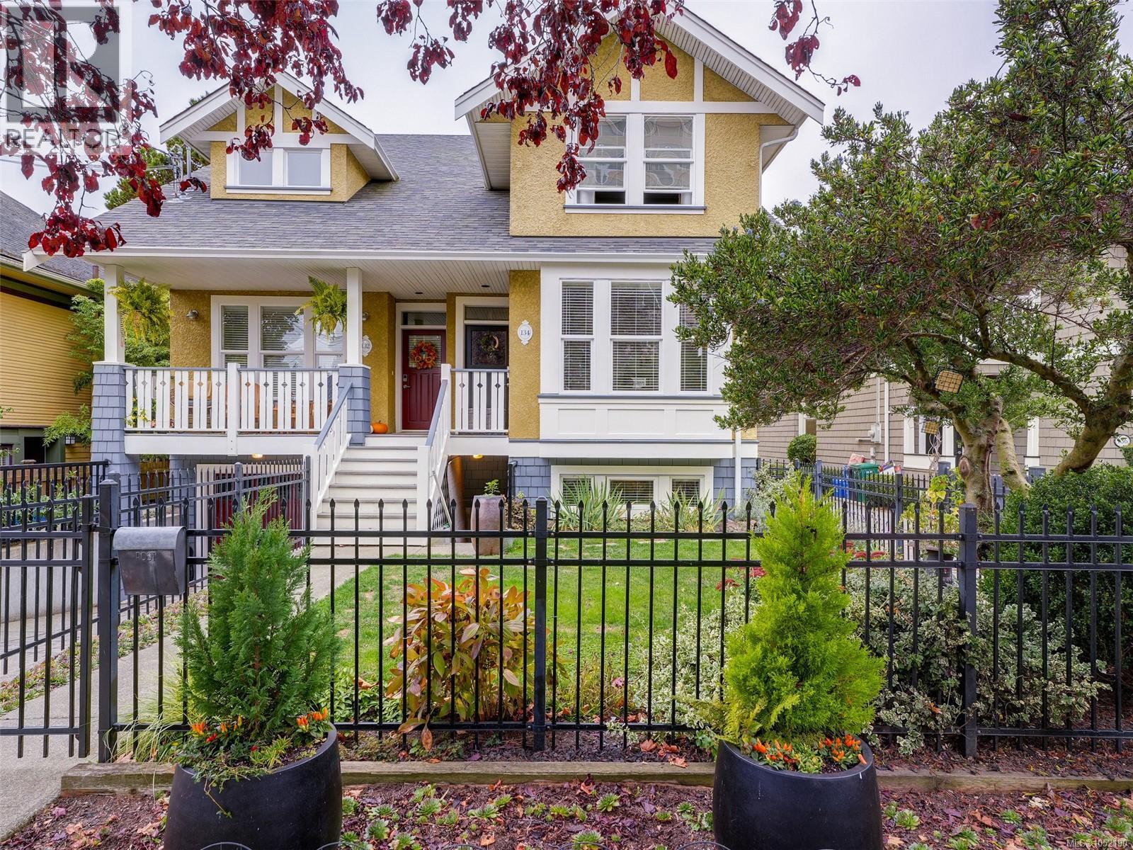 134 Clarence St - 42