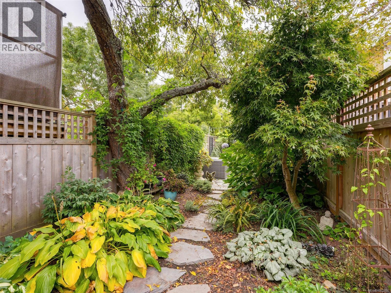 134 Clarence St - 19