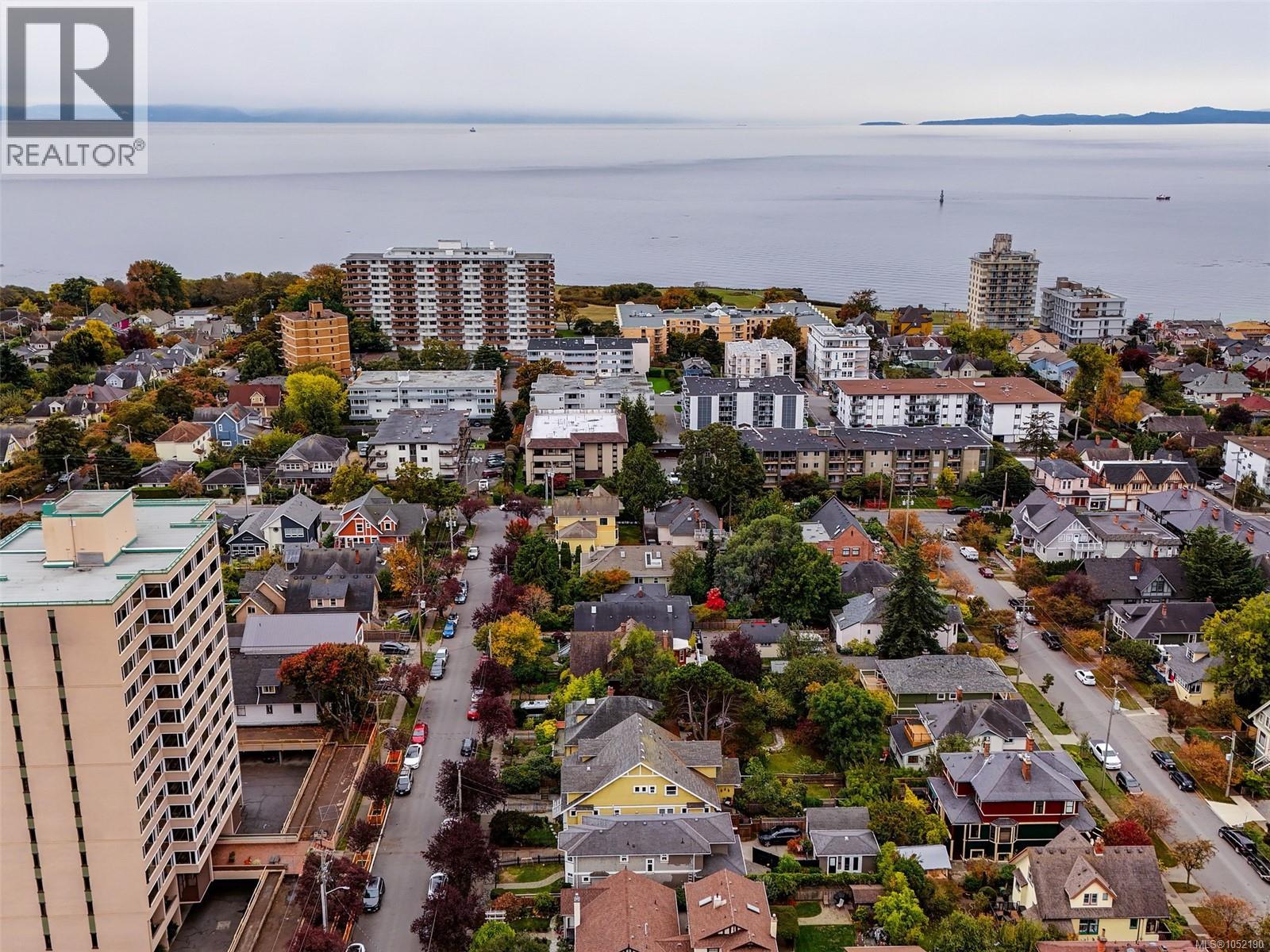 134 Clarence St - 46