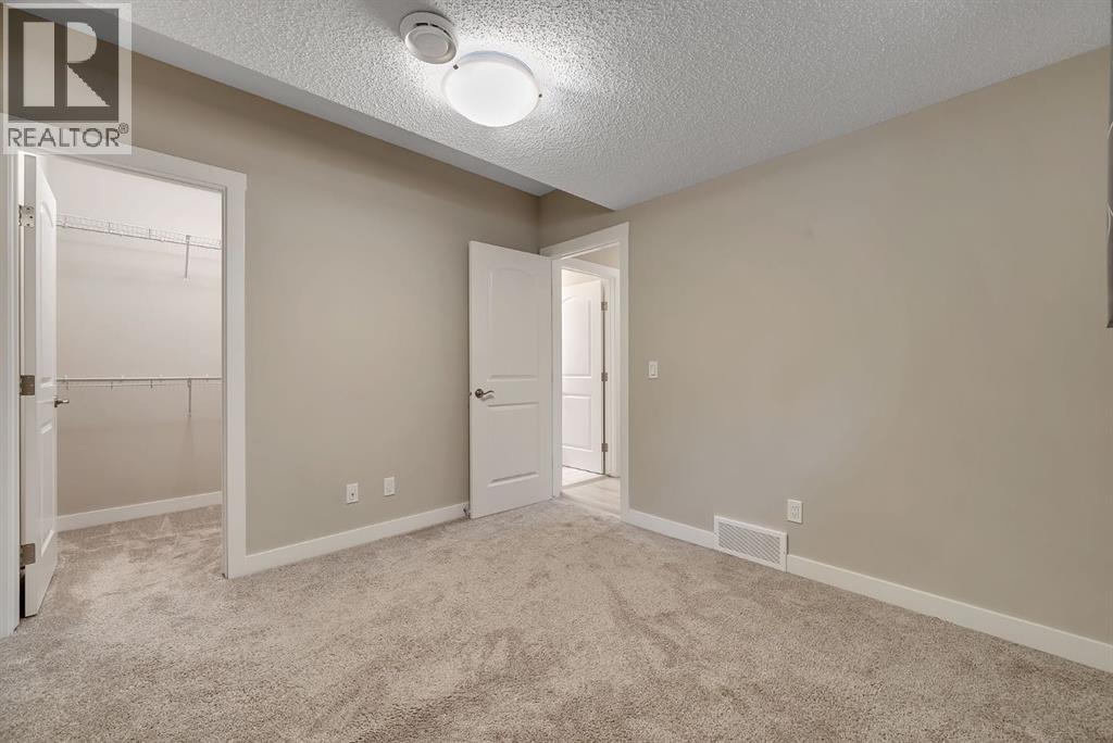 164 Rowmont Boulevard NW - photo 41