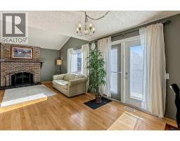 28, 76 Cedardale Crescent SW - photo 6