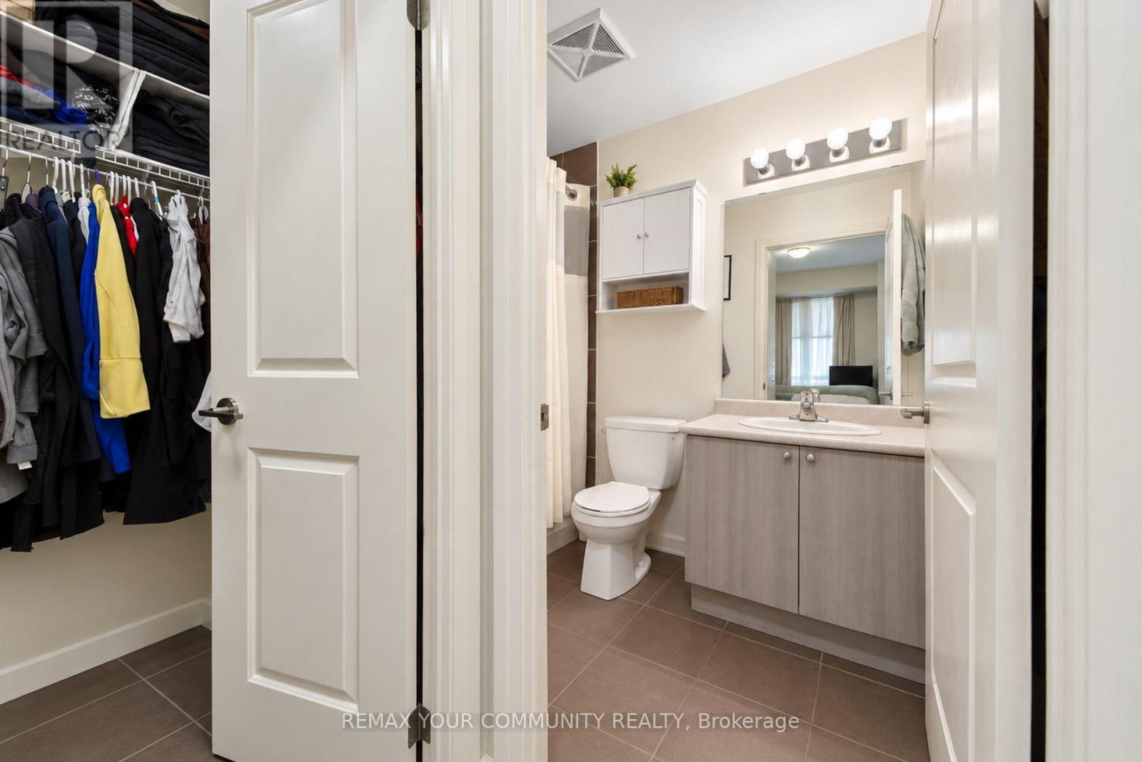 #907 55 YORKLAND BOULEVARD - 15