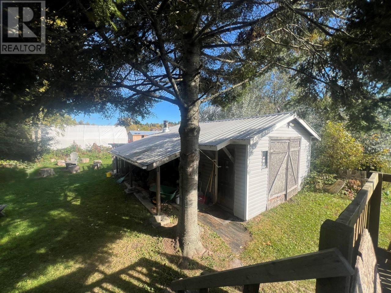 14 Hoatson ST - 5
