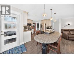 Bedroom - 249 Chinook Drive, Cochrane, AB T4C1E4 Photo 11