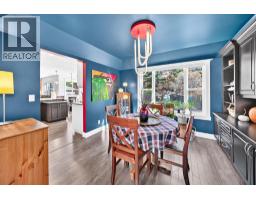 5pc Bathroom - 249 Chinook Drive, Cochrane, AB T4C1E4 Photo 17
