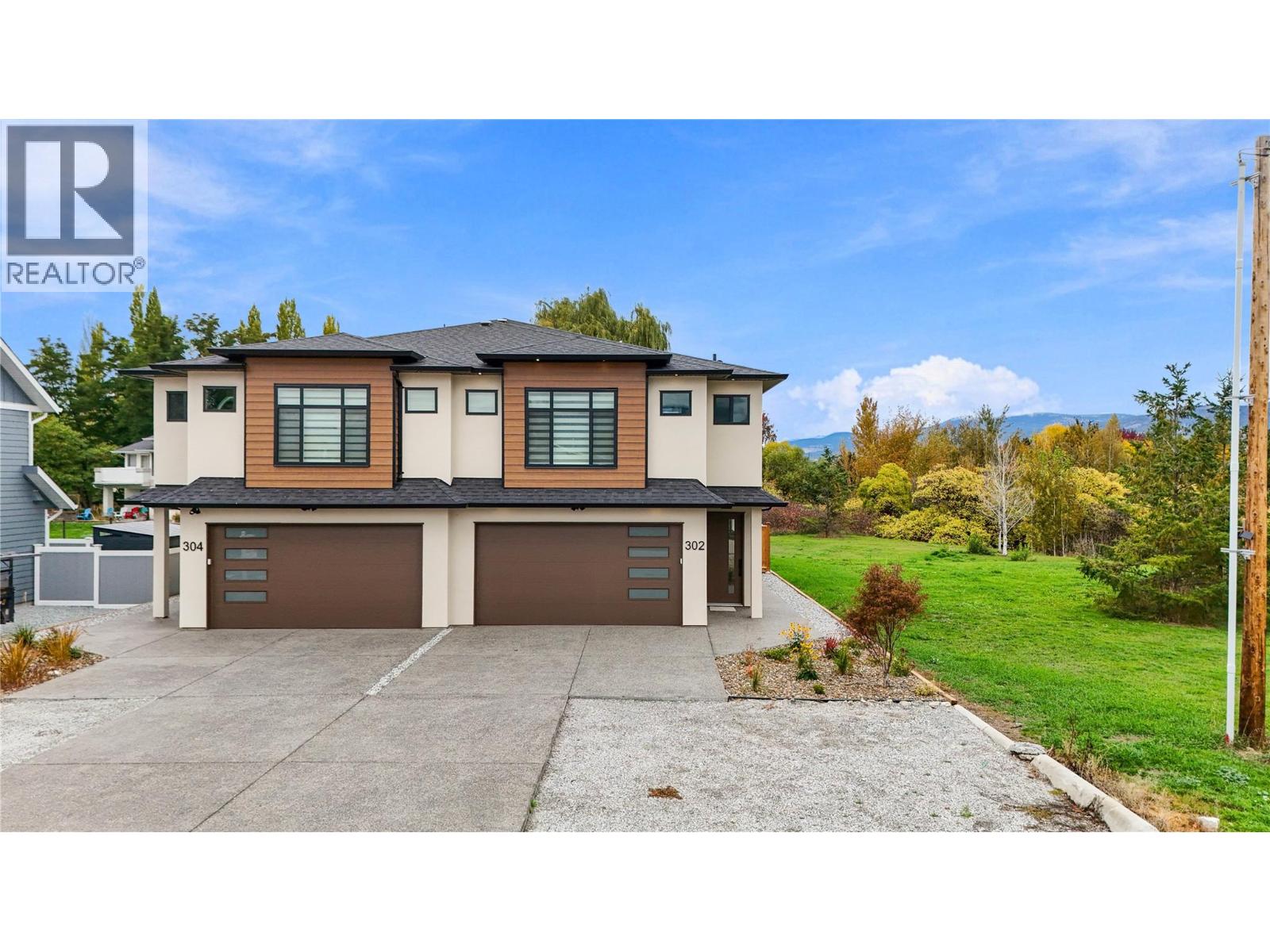 302 Sumac Road W - 1