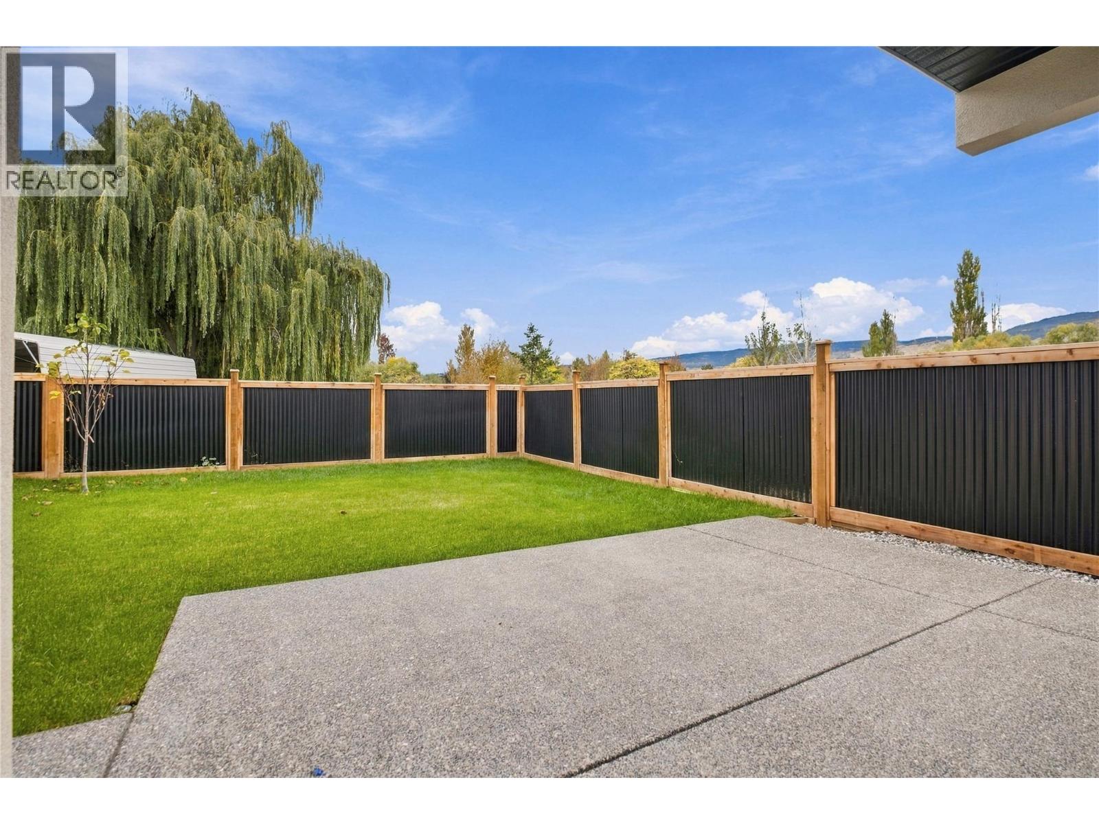 302 Sumac Road W - 34