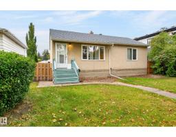House for sale at 8812 79 St NW, Edmonton — MLS® E4513154