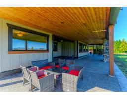 7460 Bradner Road, Abbotsford, BC V4X2B6 Photo 35