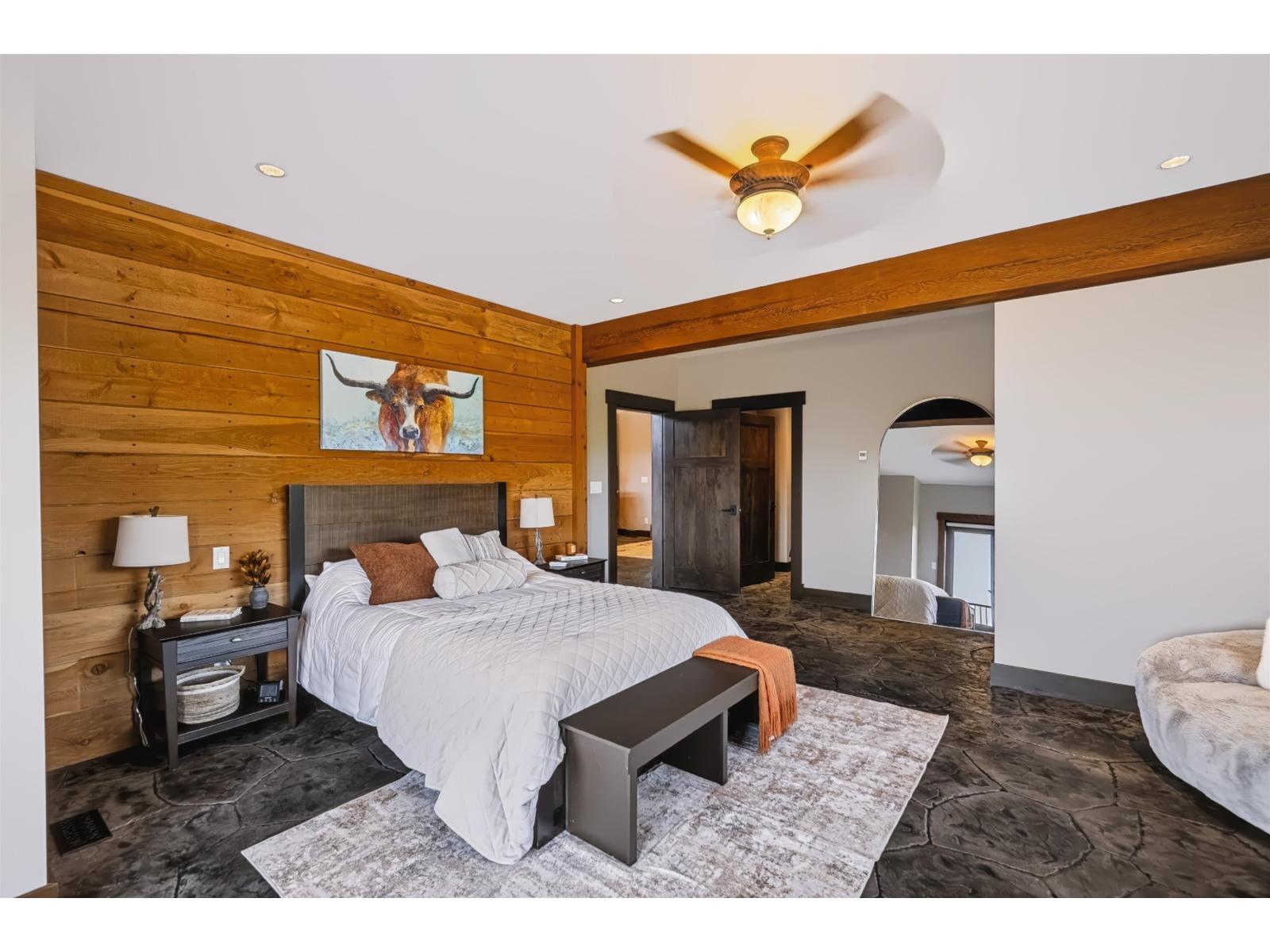 7 Bed, 5 Bath House for Sale in Abbotsford – 7460 BRADNER ROAD, Abbotsford – MLS# R3174686 - Image 13