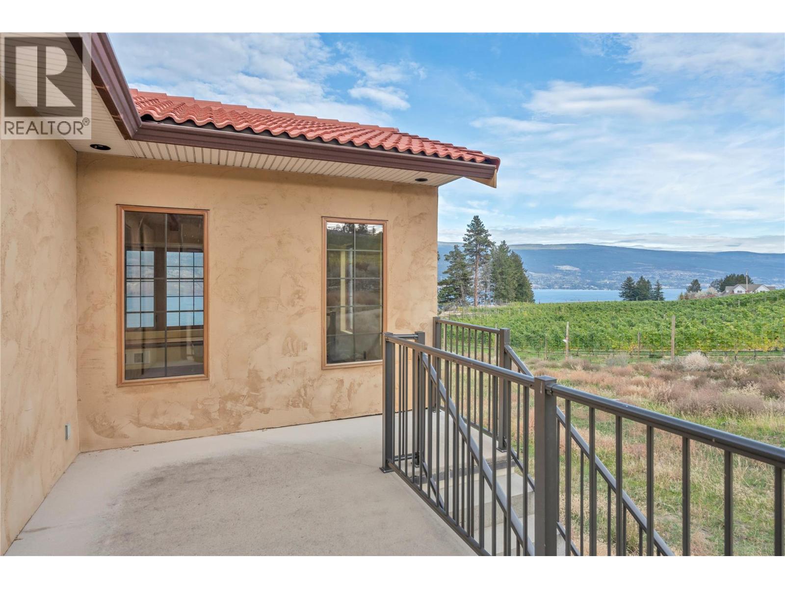  18005 Whitfield Road, Summerland