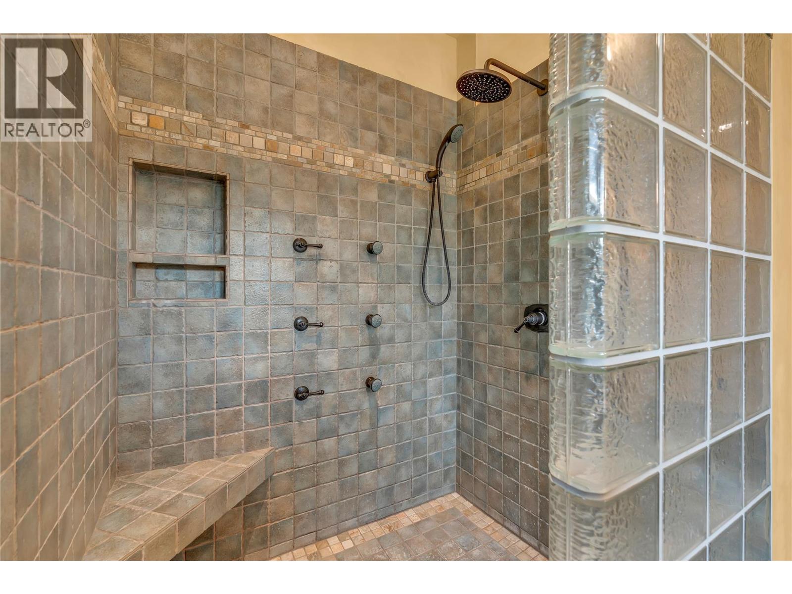  18005 Whitfield Road, Summerland