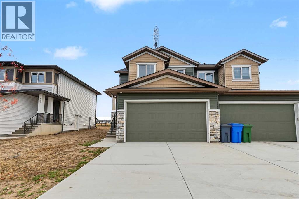 311 Dawson Dock Way, Chestermere