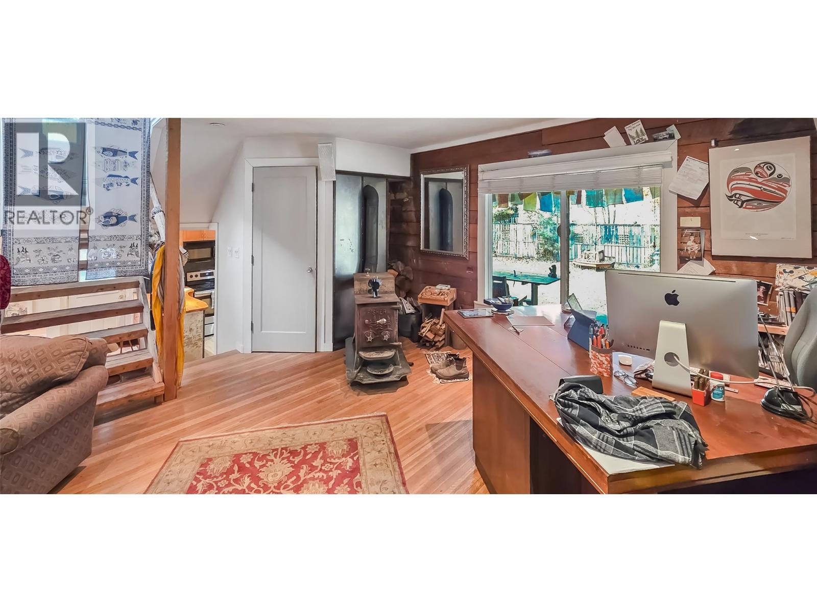 468 Sixth Avenue - 25