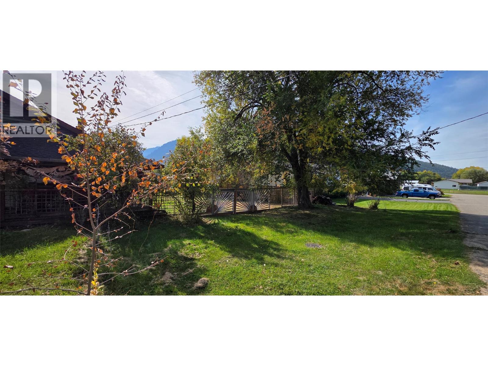 468 Sixth Avenue - 19