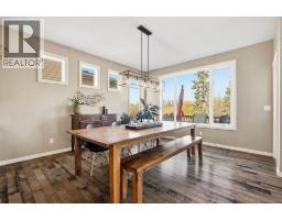 Laundry room - 76 Crystal Green Drive, Okotoks, AB T1S2N7 Photo 13