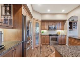 Living room - 76 Crystal Green Drive, Okotoks, AB T1S2N7 Photo 7