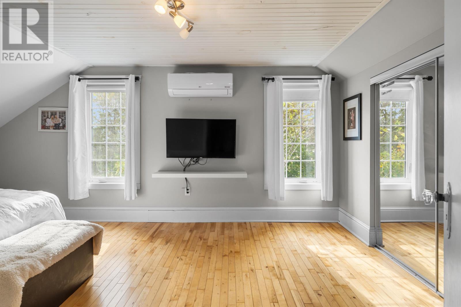 490 South Drive - 24