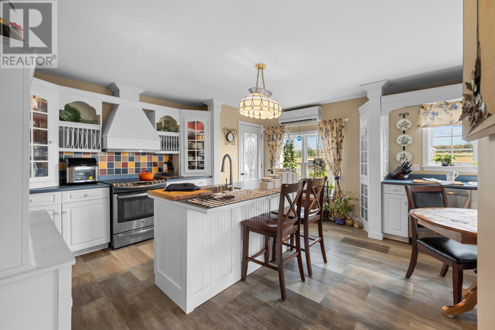472 Bradford Road - 15
