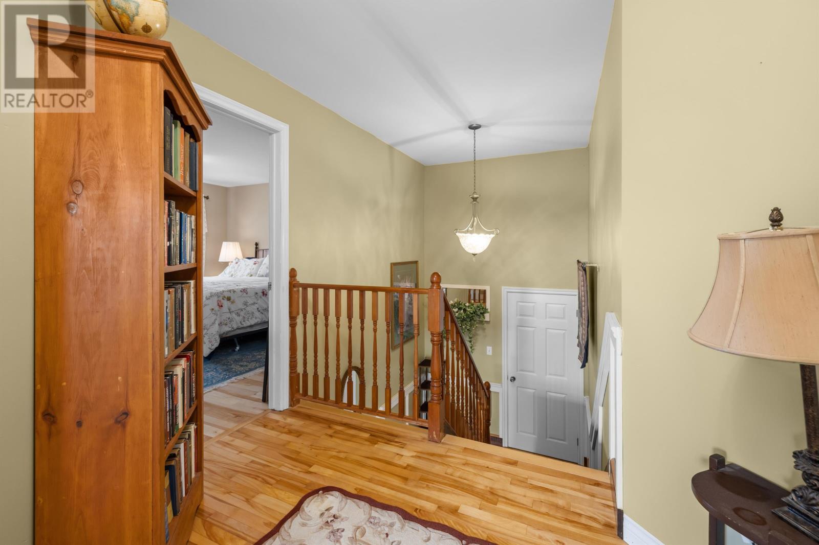472 Bradford Road - 24