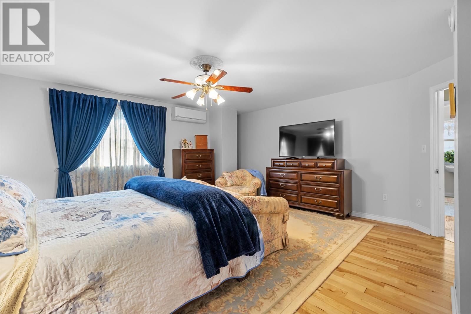 472 Bradford Road - 26