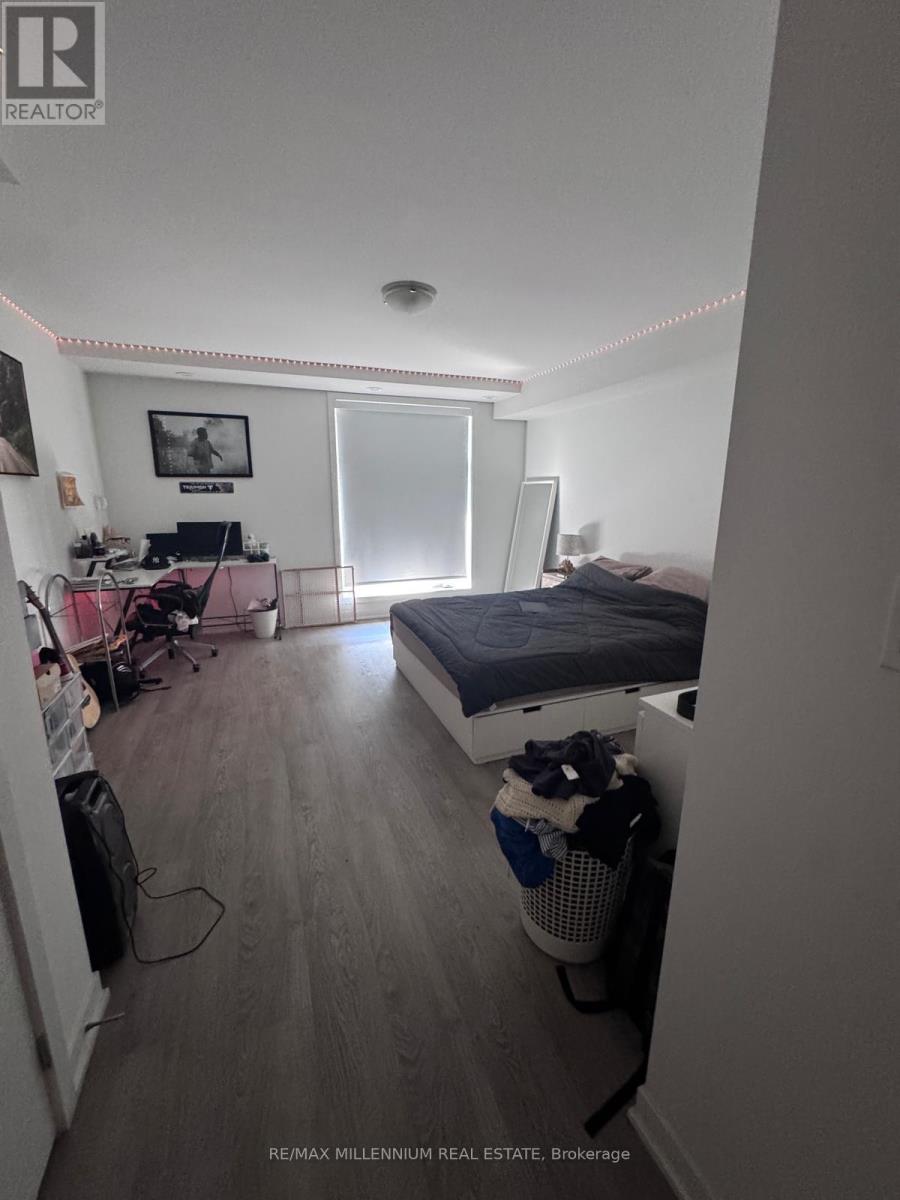 54 HOOYO TERRACE, Toronto (Englemount-Lawrence) — photo 12