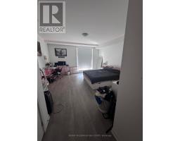 54 Hooyo Terrace, Toronto, ON M6A0G1 Photo 12