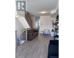 54 Hooyo Terrace, Toronto, ON M6A0G1 Photo 6