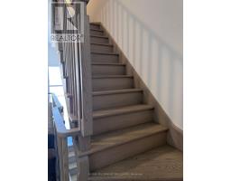 54 Hooyo Terrace, Toronto, ON M6A0G1 Photo 8
