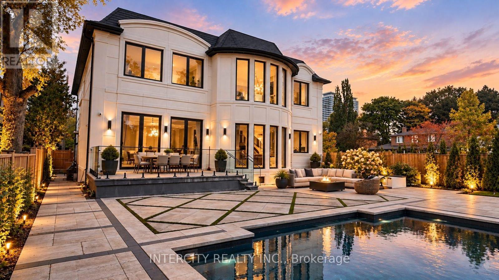 1 Silvergrove Road, Toronto, ON photo 3