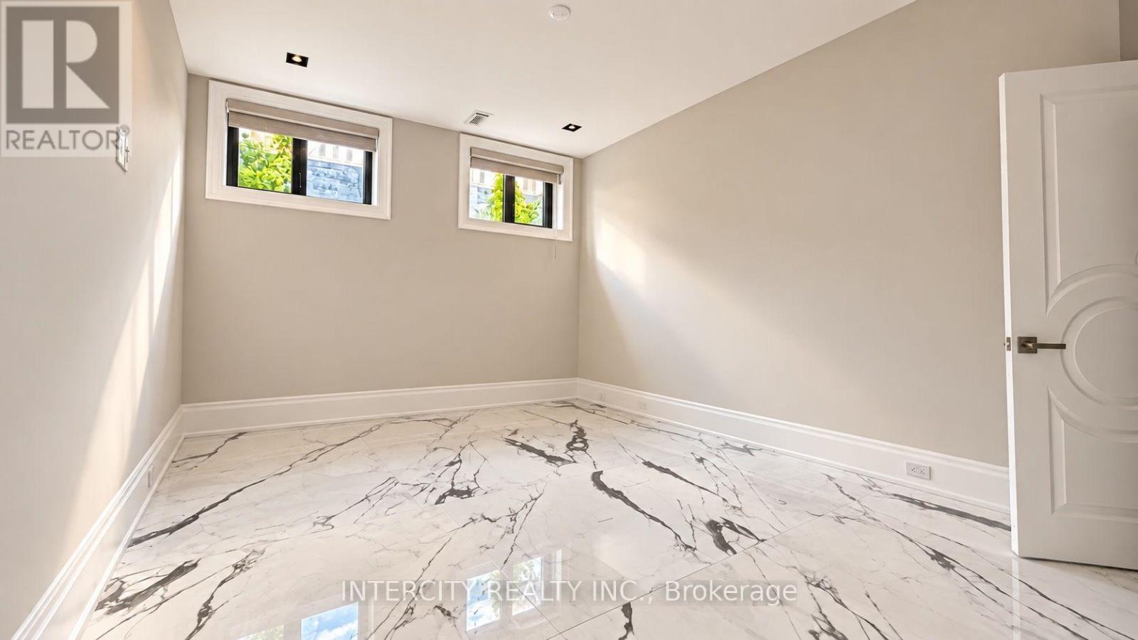 1 Silvergrove Road, Toronto, ON photo 34