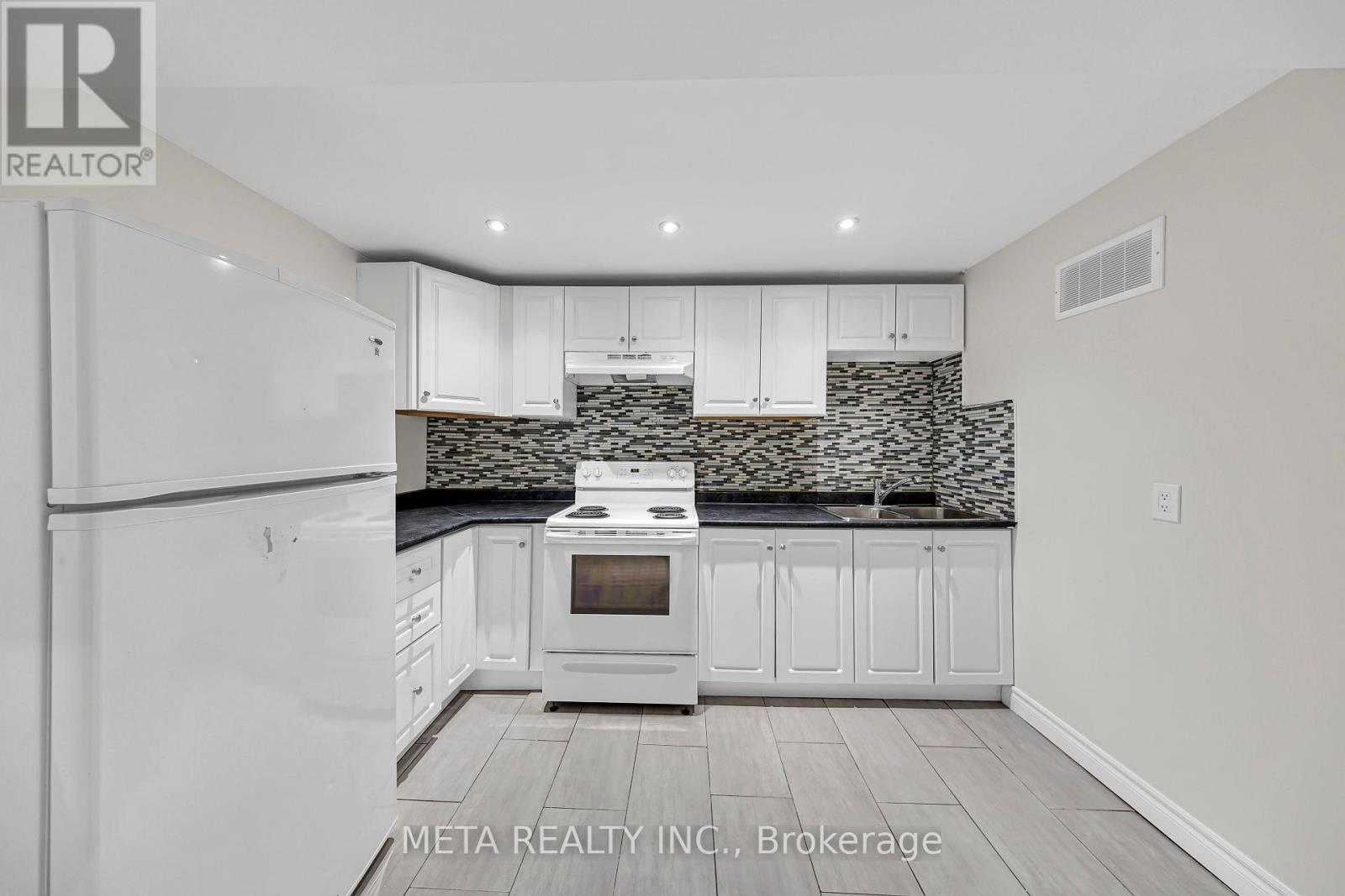 152 Generation Boulevard, Toronto, ON photo 24