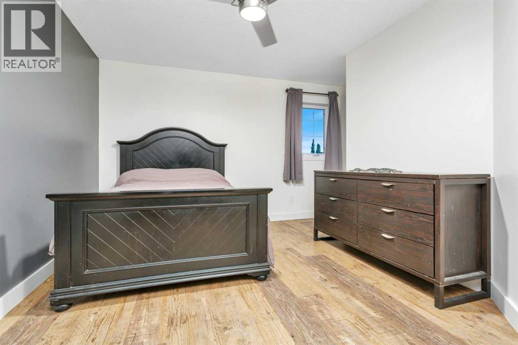 Listing photo – 1 Ralston Place, Sylvan Lake