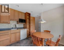 64 Huntham Road NE - photo 7